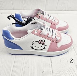 Hello Kitty Women's Sneakers. Size 8